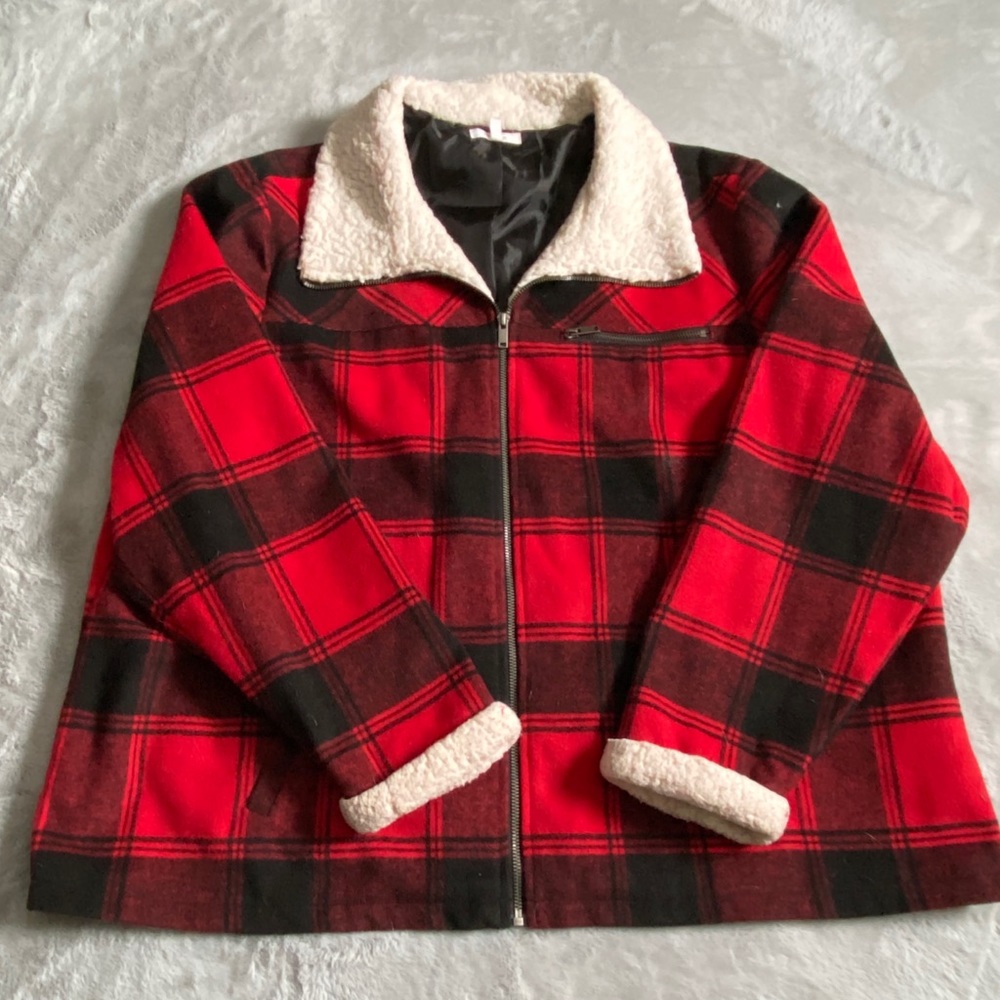 🦋 2 for 20 🦋 Buffalo Plaid Jacket